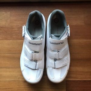 Shimano pearl white bike shoes size EU 42, US 9.5.
